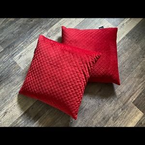 Red Throw Pillows